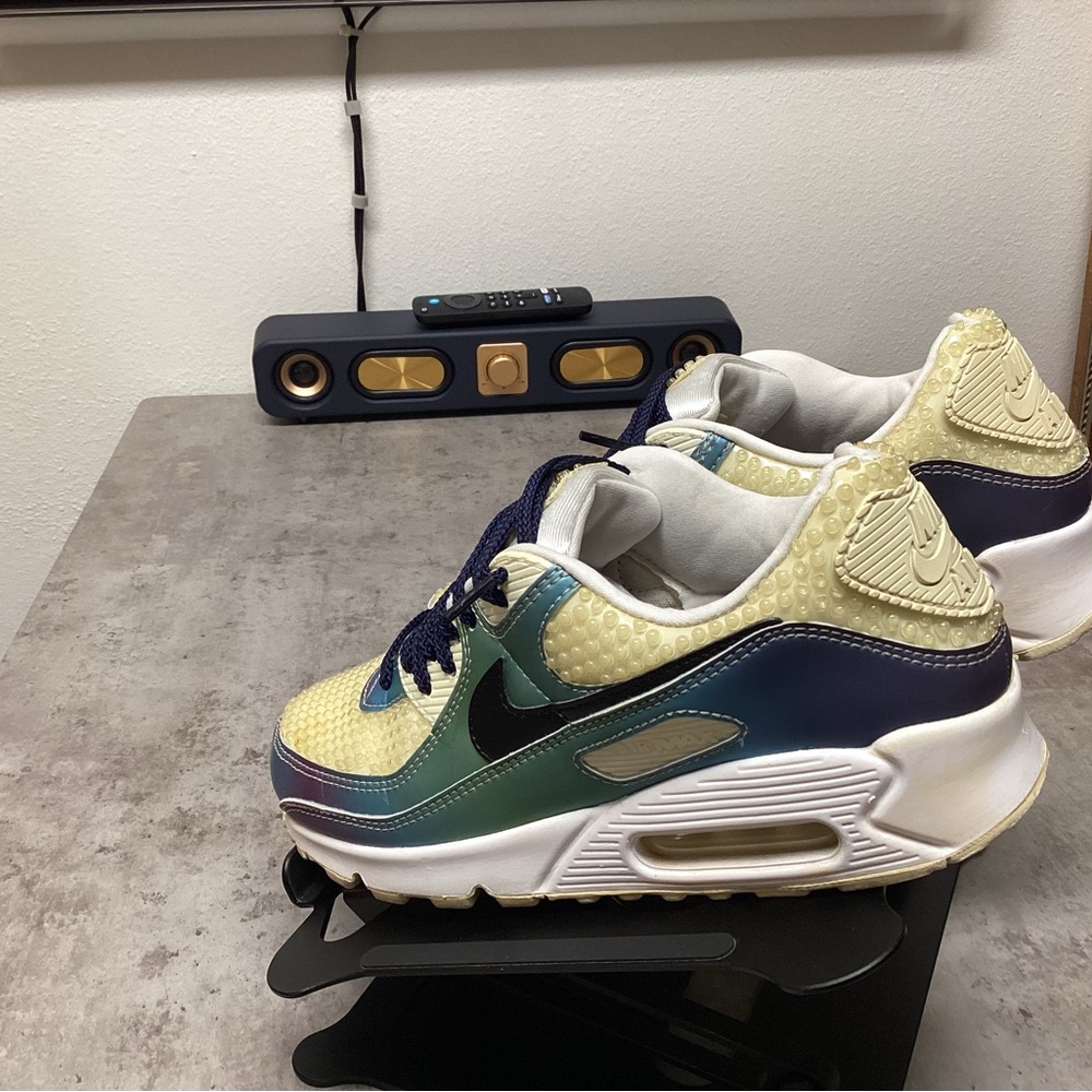 Nike Air Max 90 'Bubble Pack' CT5066-100